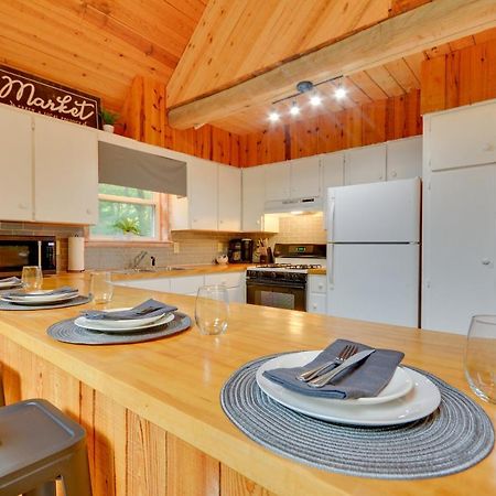 Serene Fancy Gap Cabin Retreat In Private Setting! Luaran gambar