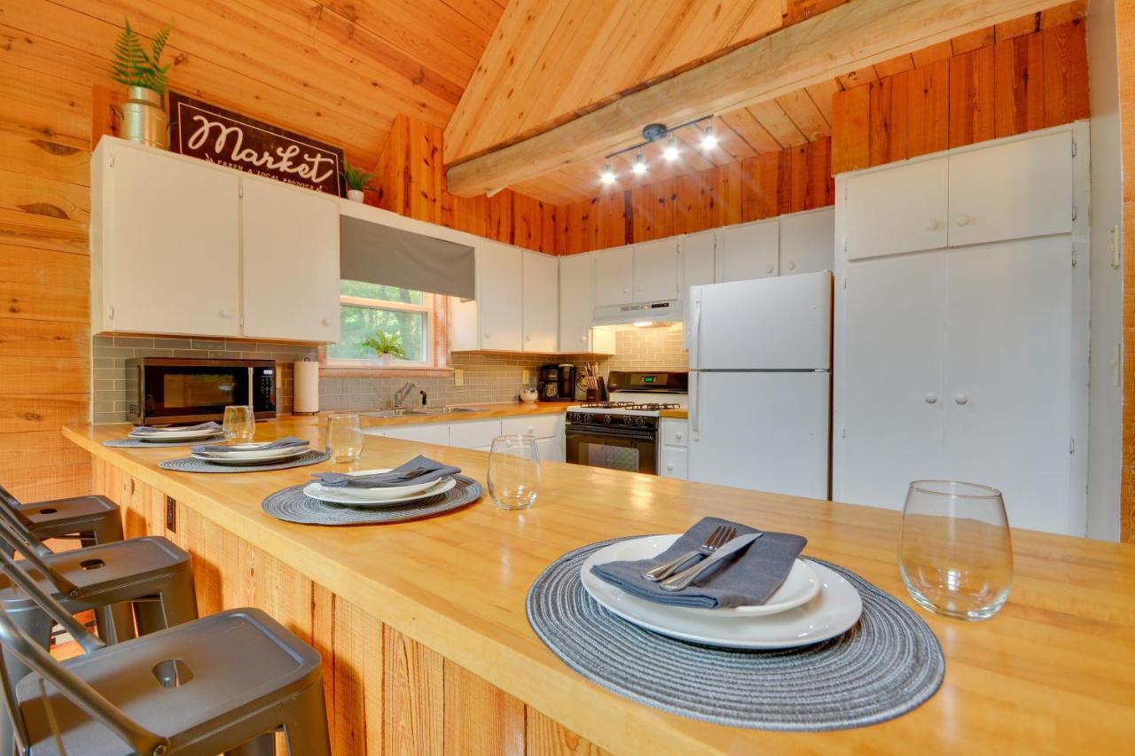Serene Fancy Gap Cabin Retreat In Private Setting! Luaran gambar